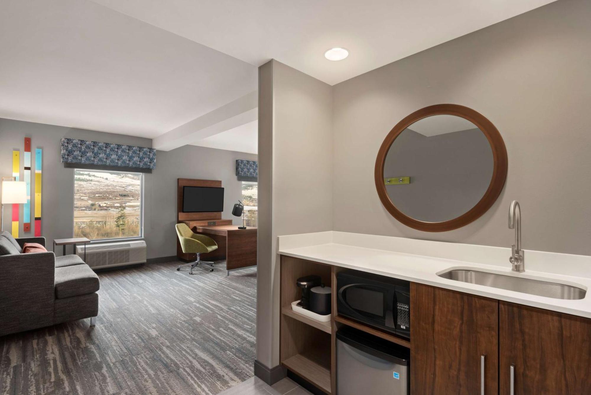 Hampton Inn & Suites Kelowna, British Columbia, Canada Kültér fotó
