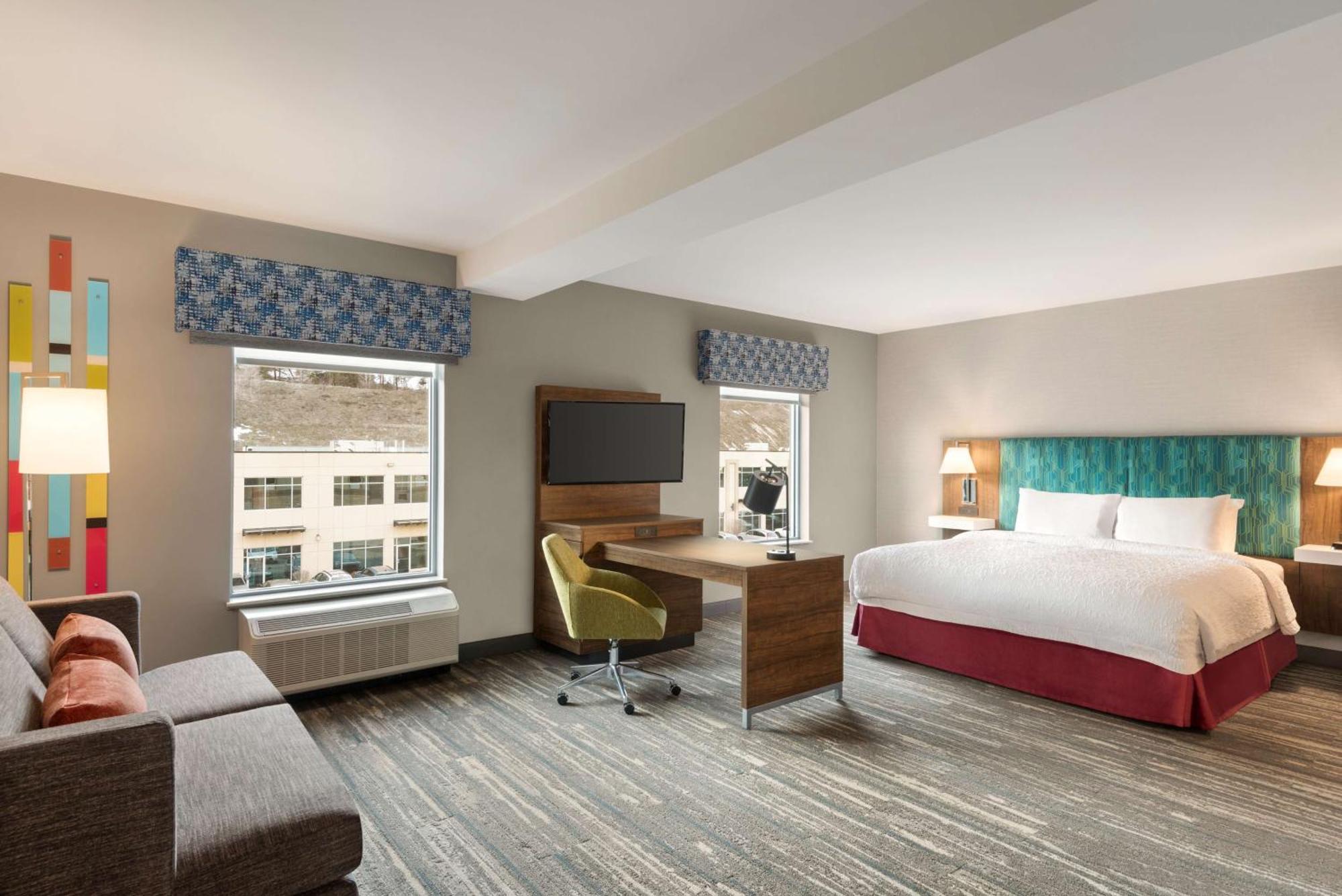 Hampton Inn & Suites Kelowna, British Columbia, Canada Kültér fotó
